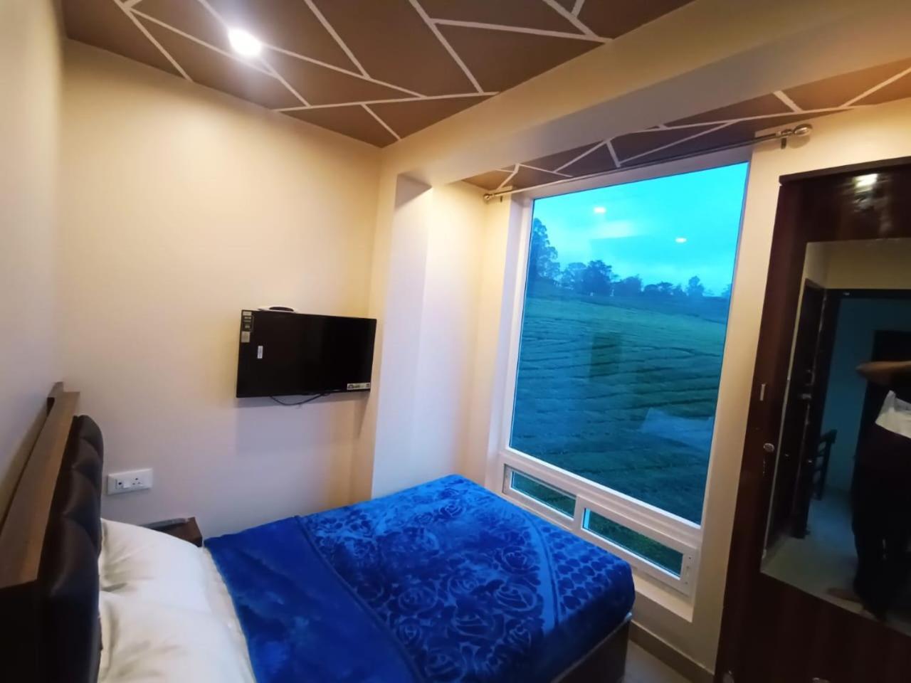 Bed and Breakfast Rose Garden Enclave For Families & Executives Utakamand Zewnętrze zdjęcie